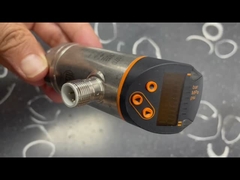 डिस्प्ले के साथ IFM प्रेशर सेंसर PN2070