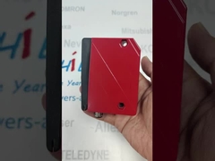 Leuze HRT 96MP-1630-800-41पृष्ठभूमि दमन के साथ फैलाव सेंसर