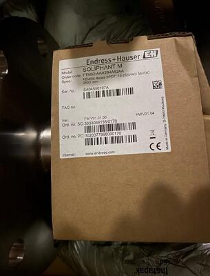 इंडस्ट्रियल प्रोसेस कंट्रोल के लिए एंड्रेस हाउज़र FTM52-AAH2B4A32AA उच्च-सटीक मैग्नेटोस्ट्रिक्टिव लेवल ट्रांसमीटर