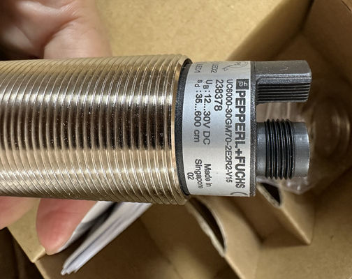 P&F UC6000-30GM70-2E2R2-V15 अल्ट्रासोनिक सेंसर