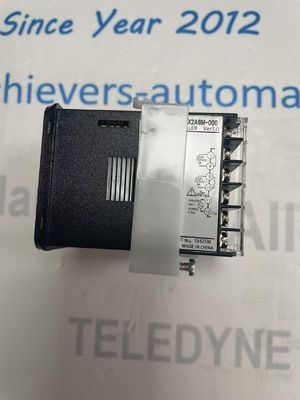 Omron E5CD-CX2A6M-000 डिजिटल तापमान नियंत्रकkg मूल सील उत्पाद संख्या BSW000R के साथ