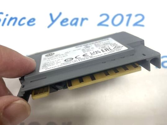 एलन-ब्रैडली 1734-OE2C एनालॉग करंट आउटपुट मॉड्यूल