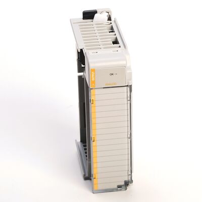 एलन-ब्रैडली 1769-OF8C उच्च प्रदर्शन एनालॉग आउटपुट मॉड्यूल