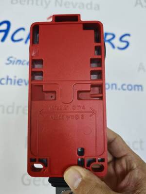 Telemecanique XY2CH13150H7 केबल खींच आपातकालीन स्टॉप स्विच
