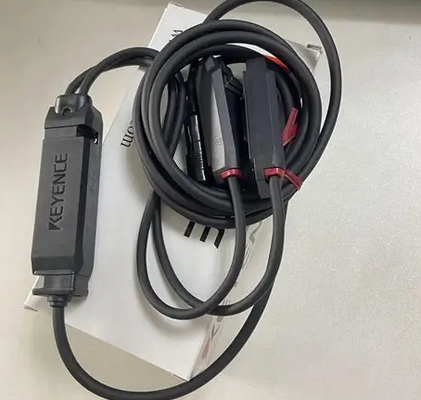 Keyence FD-XS8 क्लैंप-ऑन तरल माइक्रो-फ्लो सेंसर हेड