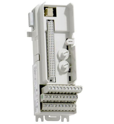 एबीबी TU810V1 3BSE013230R1 कॉम्पैक्ट मॉड्यूल टर्मिनल वोल्टेज 50V 16 चैनल