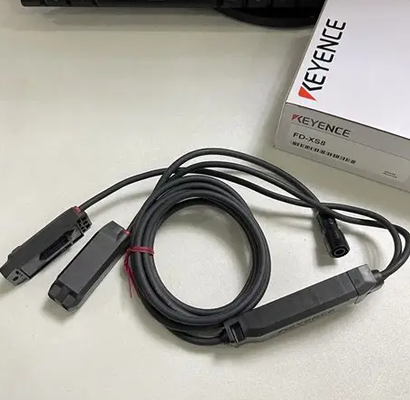 Keyence FD-XS8 क्लैंप-ऑन तरल माइक्रो-फ्लो सेंसर हेड